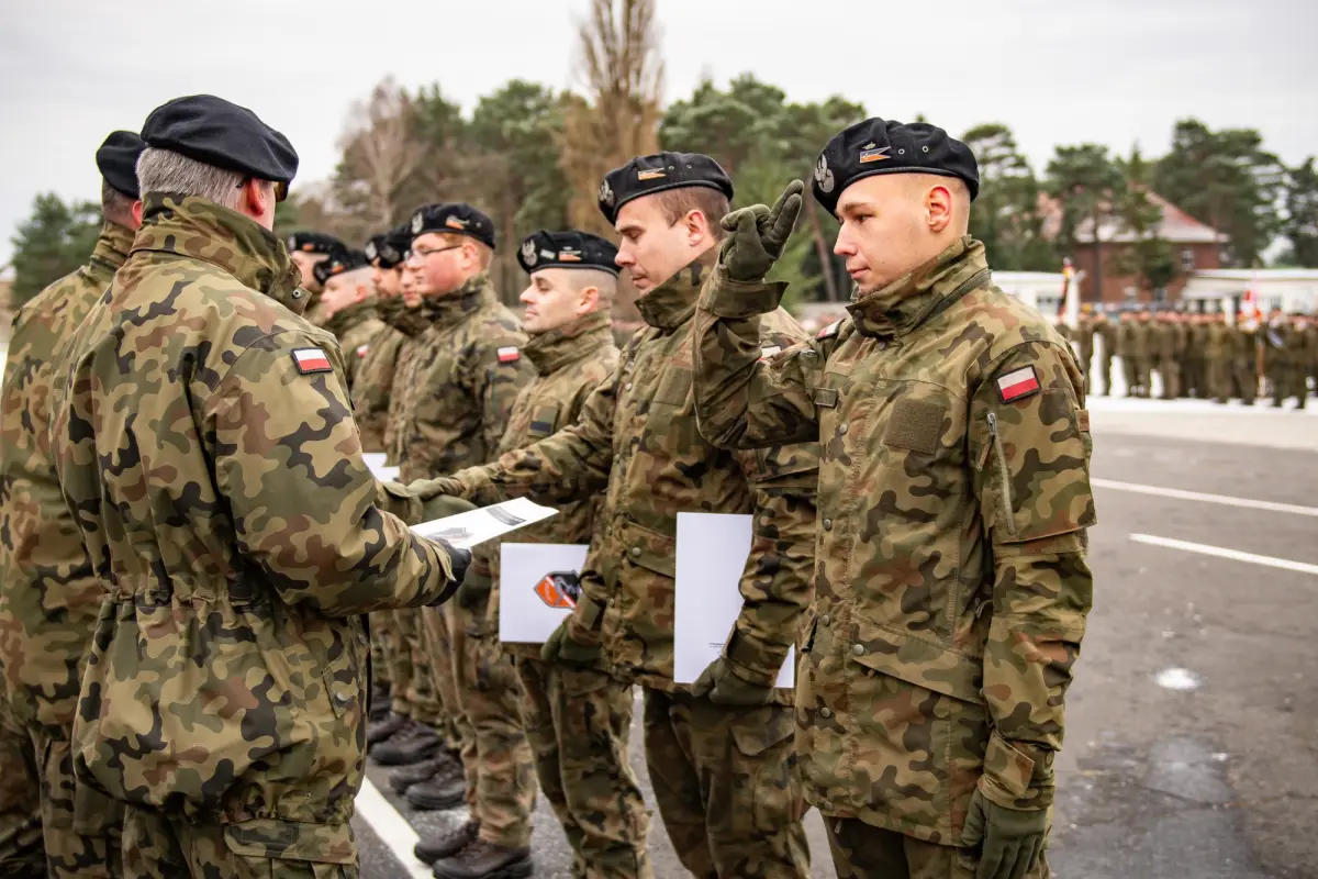 Uroczystość w 10 Brygadzie Kawalerii Pancernej w Świętoszowie