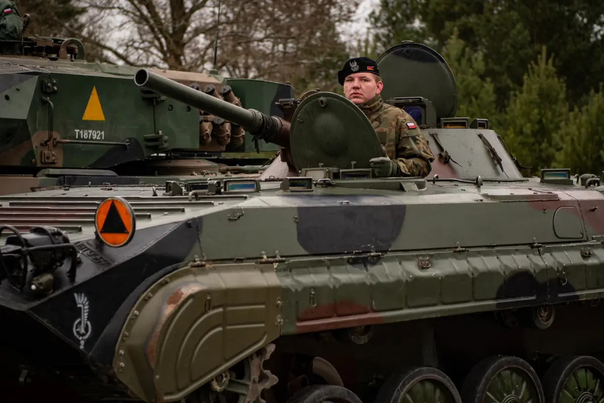 Uroczystość w 10 Brygadzie Kawalerii Pancernej w Świętoszowie