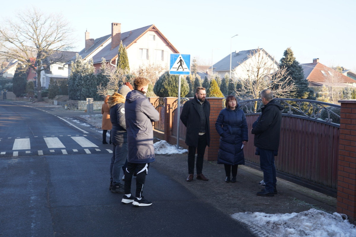 Przebudowa drogi w Nowogrodźcu zakończona
