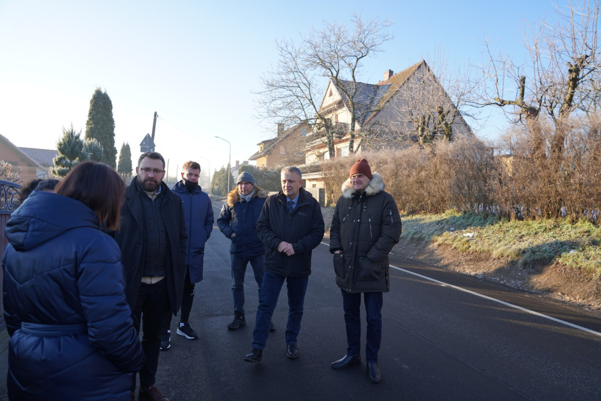 Przebudowa drogi w Nowogrodźcu zakończona