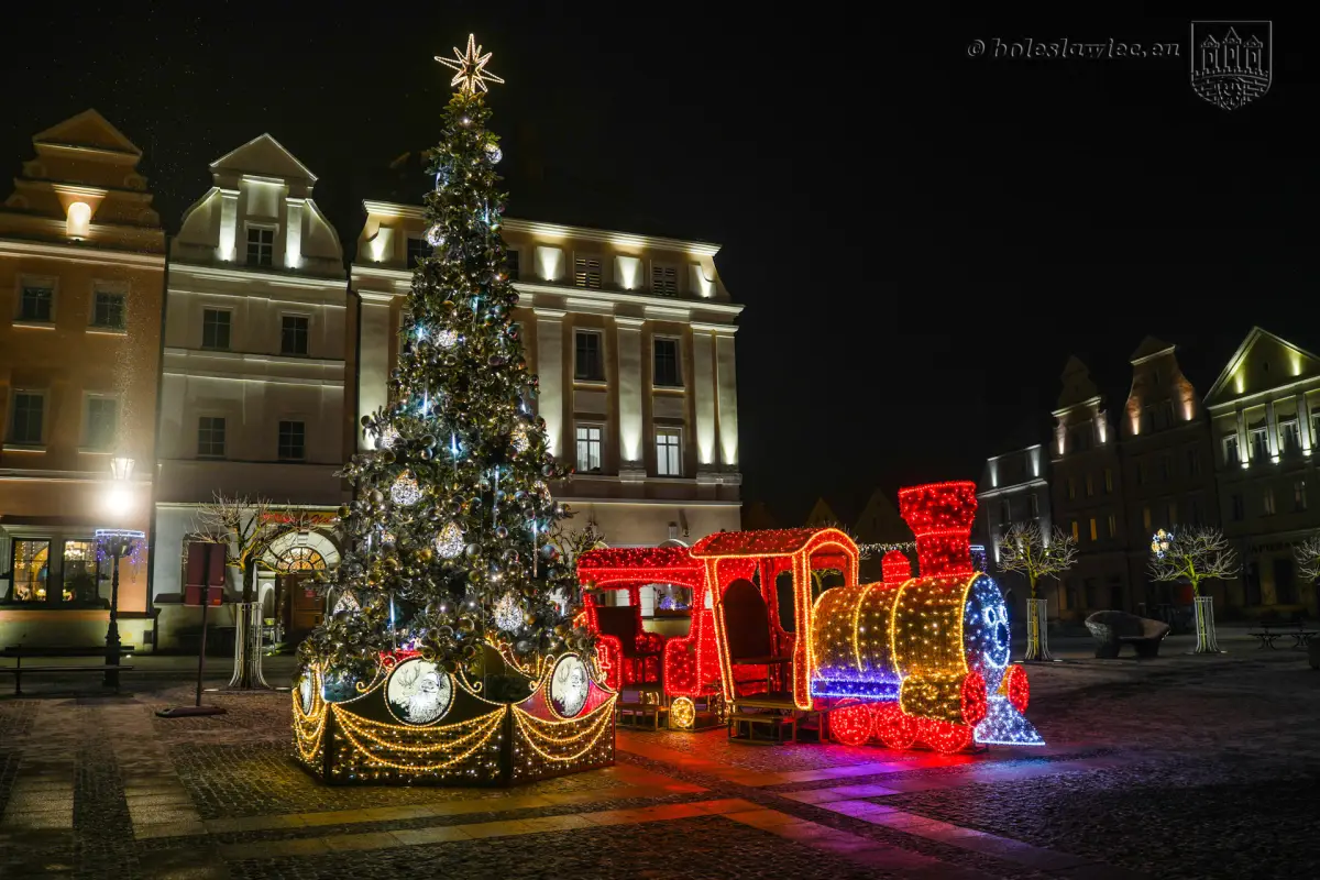 Bolesławiec nocą