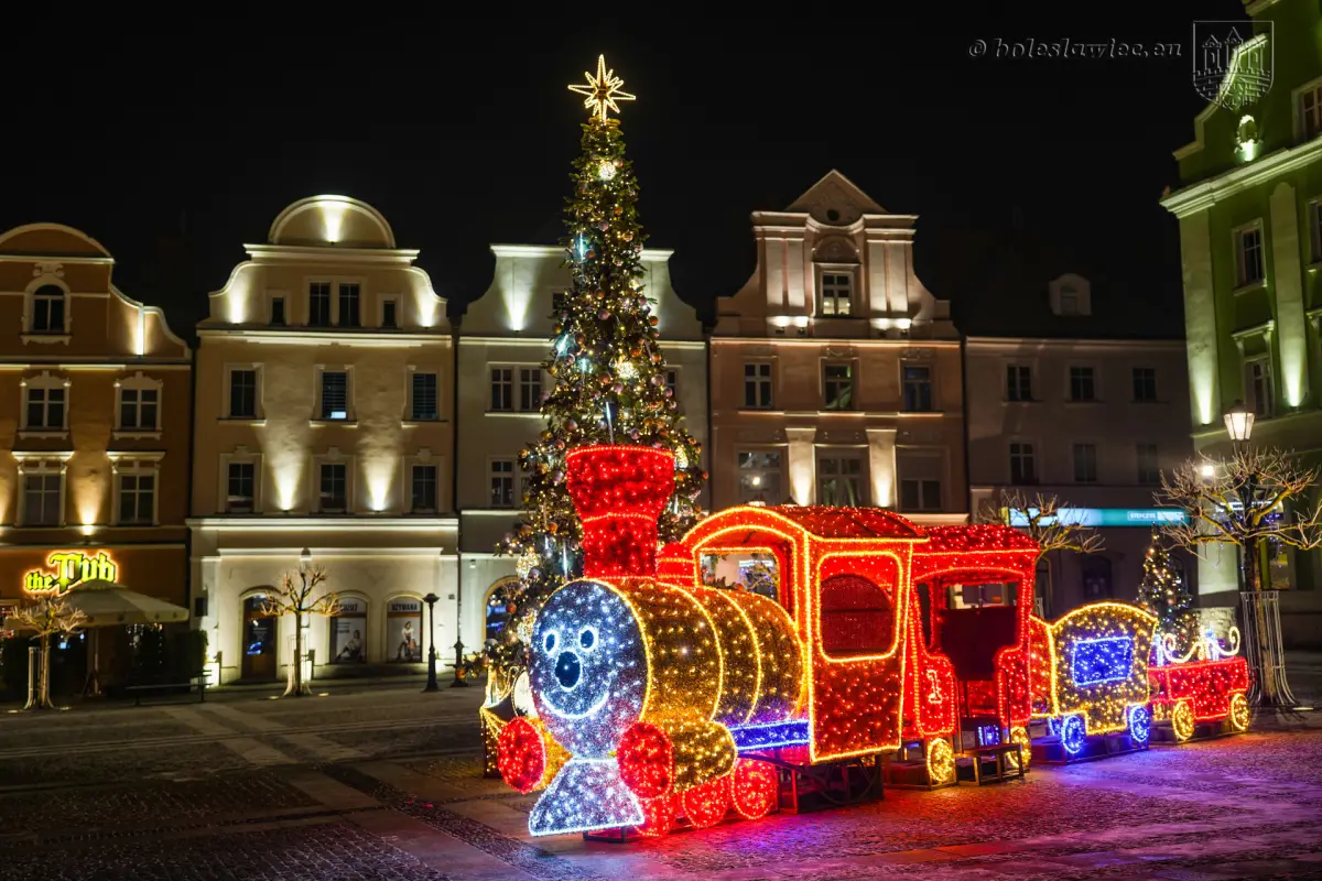 Bolesławiec nocą