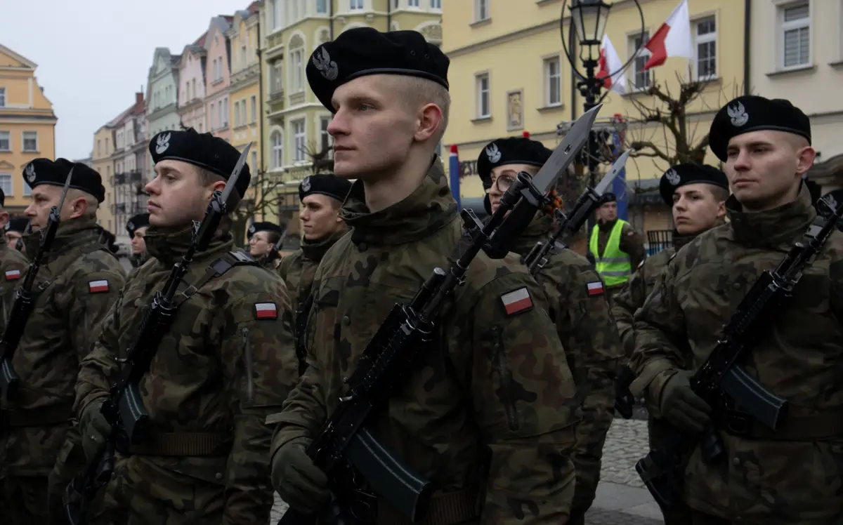 Przysięga wojskowa na bolesławieckim rynku