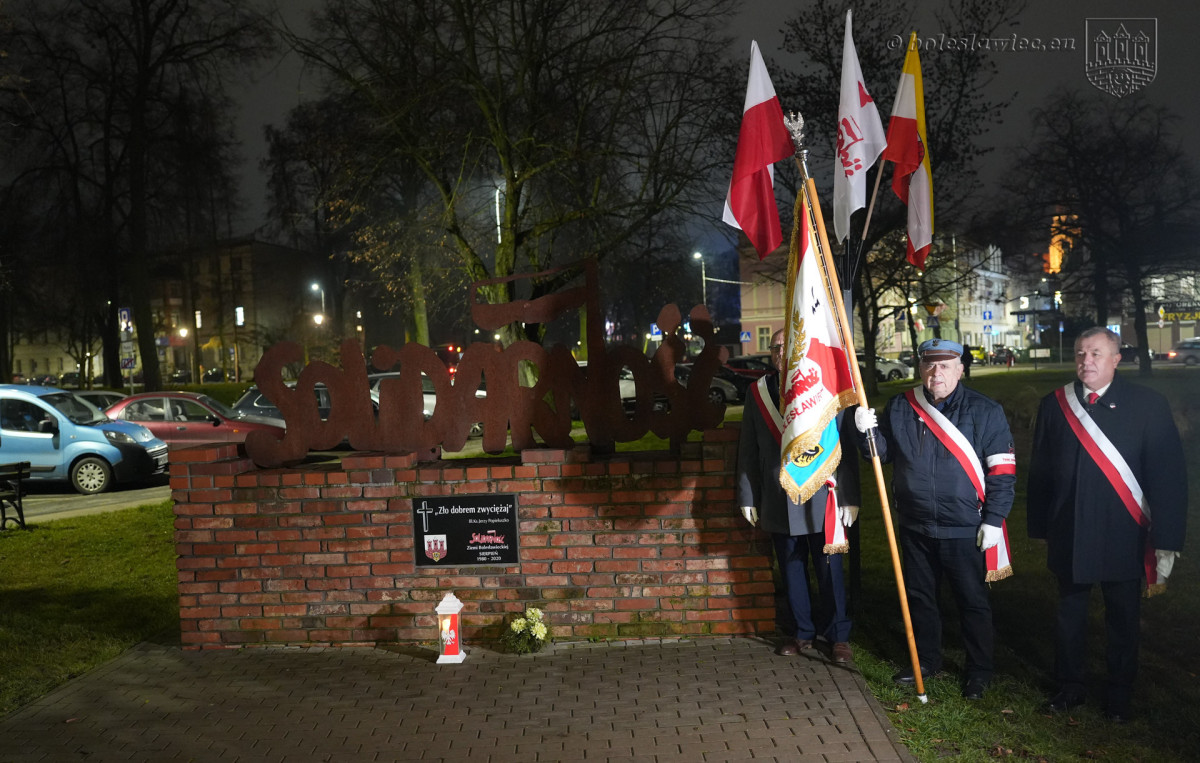 Uroczystość na pl. Wolności