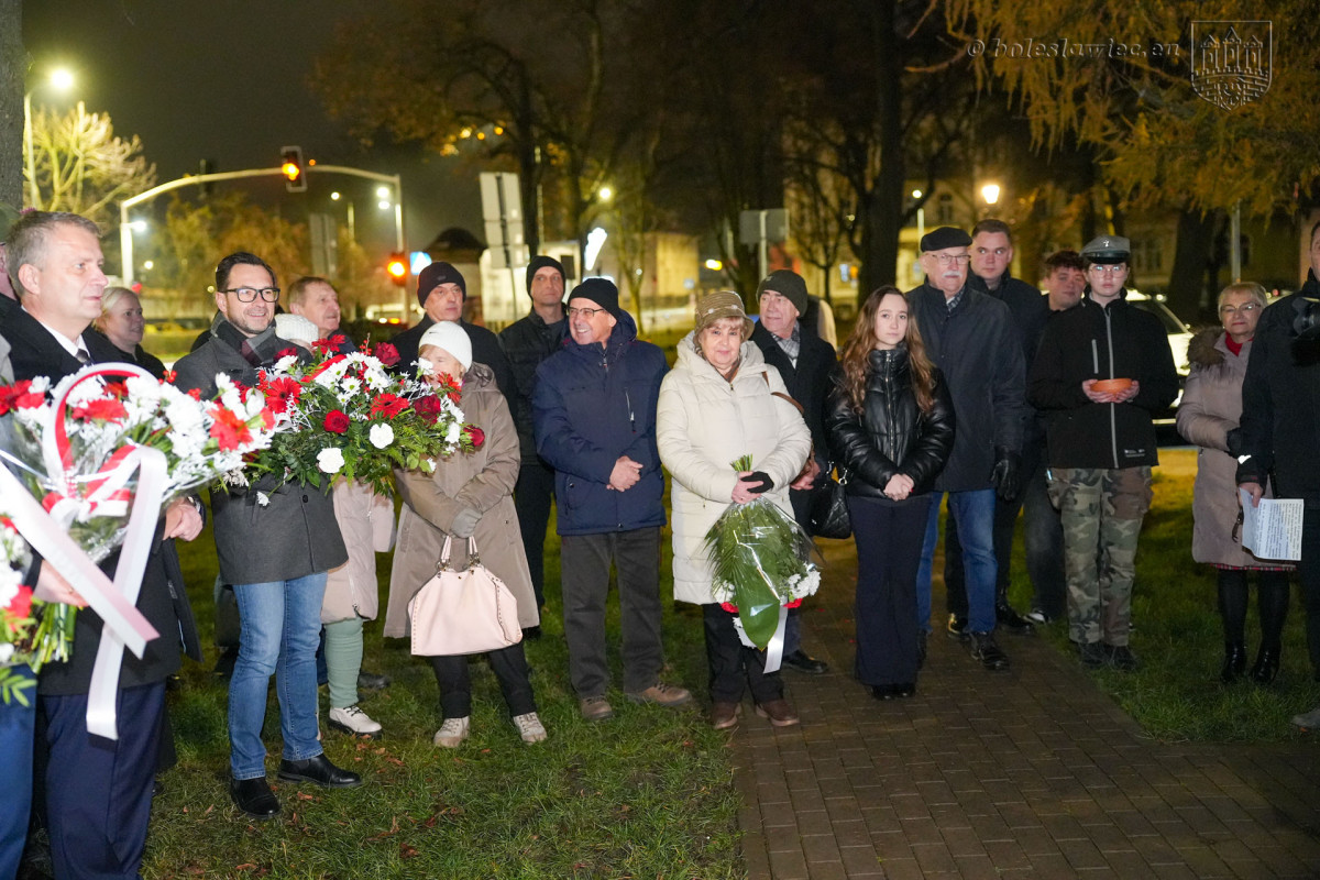 Uroczystość na pl. Wolności