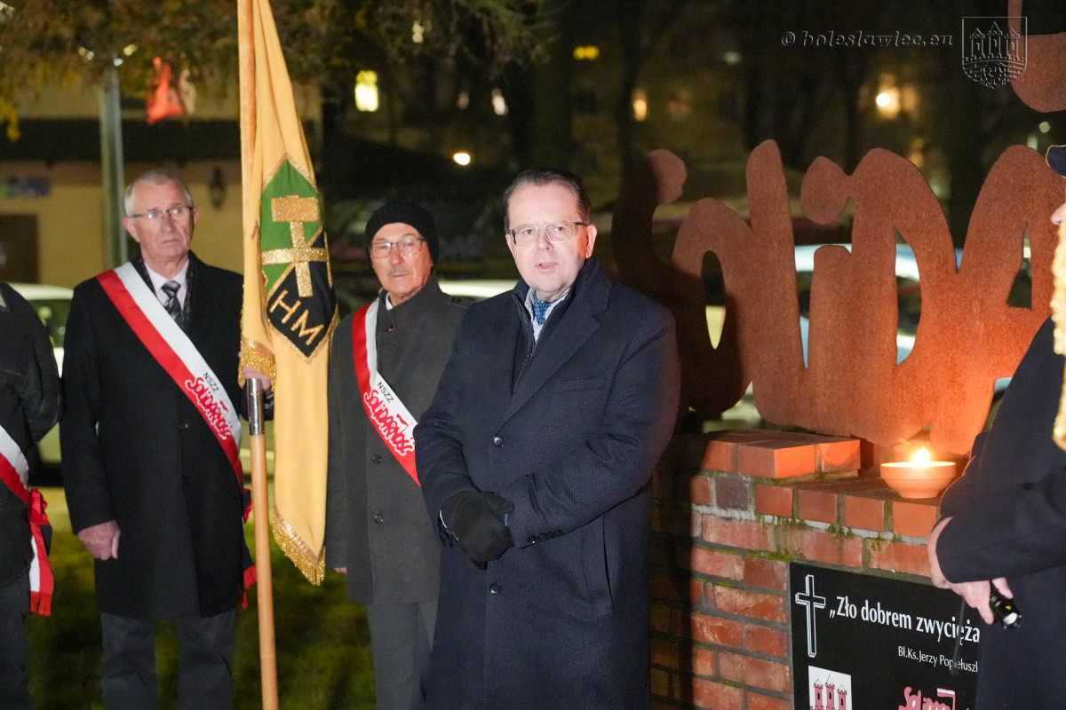 Uroczystość na pl. Wolności