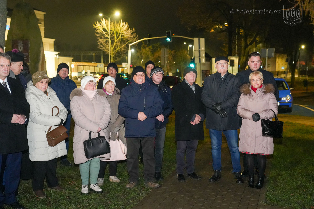 Uroczystość na pl. Wolności