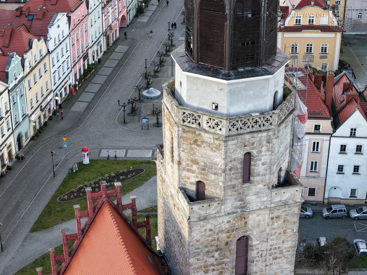Remont wież kościołów przy ulicy Ceramicznej i przy rynku