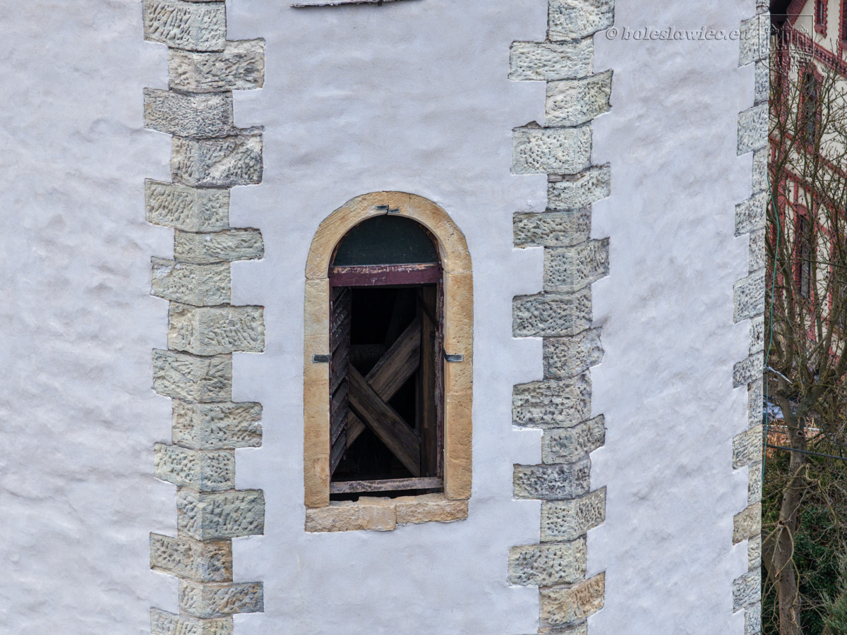 Remont wież kościołów przy ulicy Ceramicznej i przy rynku