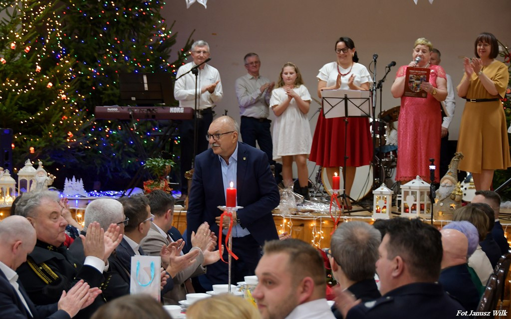 Powiatowa Wigilia Kół Gospodyń Wiejskich w Czernej - 12 grudnia 2025 r.