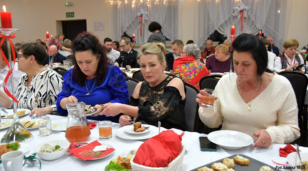 Powiatowa Wigilia Kół Gospodyń Wiejskich w Czernej - 12 grudnia 2025 r.