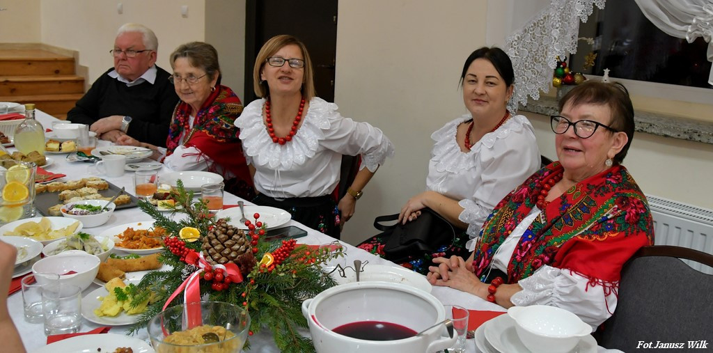 Powiatowa Wigilia Kół Gospodyń Wiejskich w Czernej - 12 grudnia 2025 r.