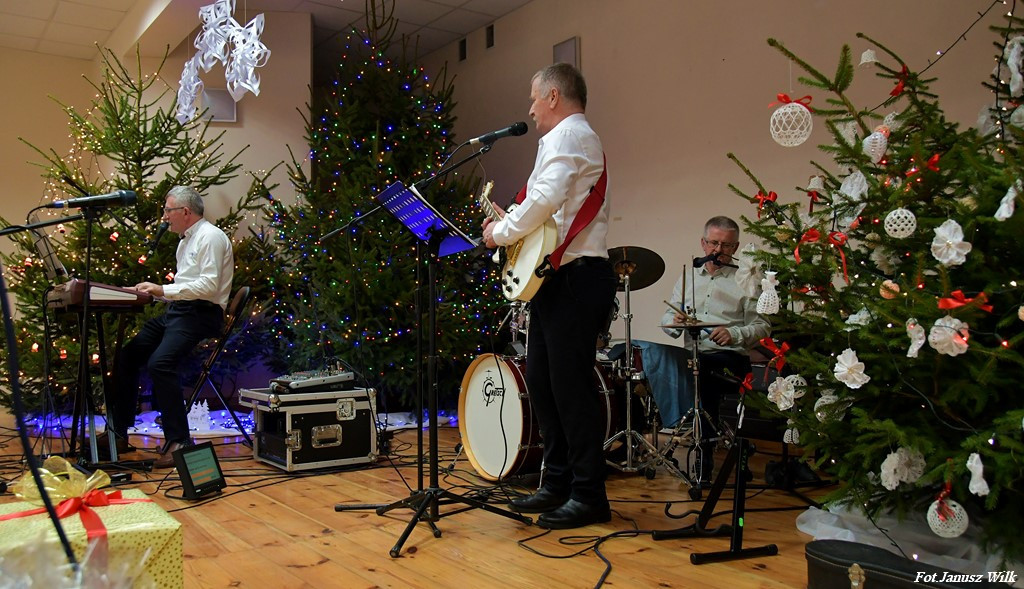 Powiatowa Wigilia Kół Gospodyń Wiejskich w Czernej - 12 grudnia 2025 r.