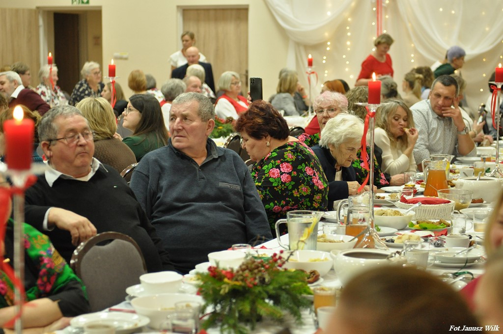 Powiatowa Wigilia Kół Gospodyń Wiejskich w Czernej - 12 grudnia 2025 r.