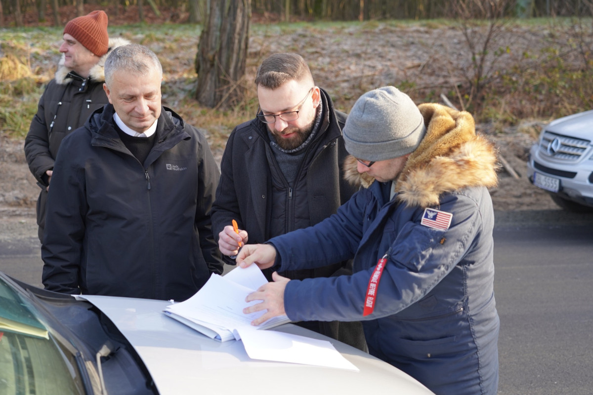 Odbiór przebudowanej drogi powiatowej w kierunku miejscowości Łozy
