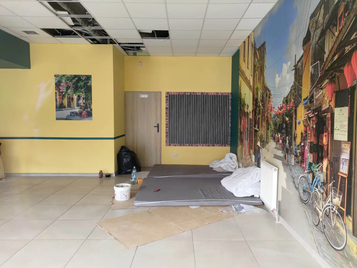 Pomieszczenia byłej restauracji przy ul. Asnyka