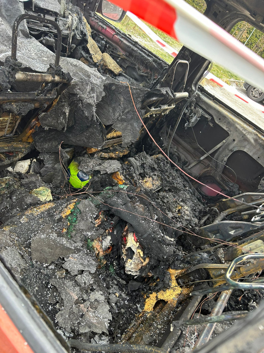 Spalone auto przy ul. Lubańskiej