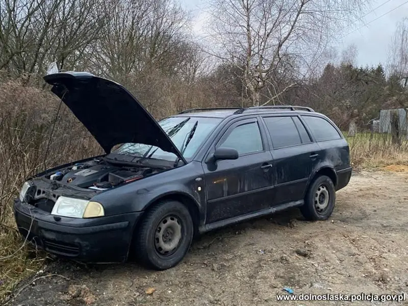 Auto, broń i narkotyki
