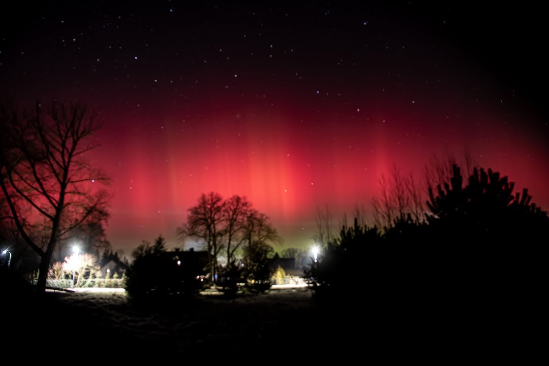 Przepiękne zdjęcia zorzy polarnej autorstwa Łukasza Szuchalskiego