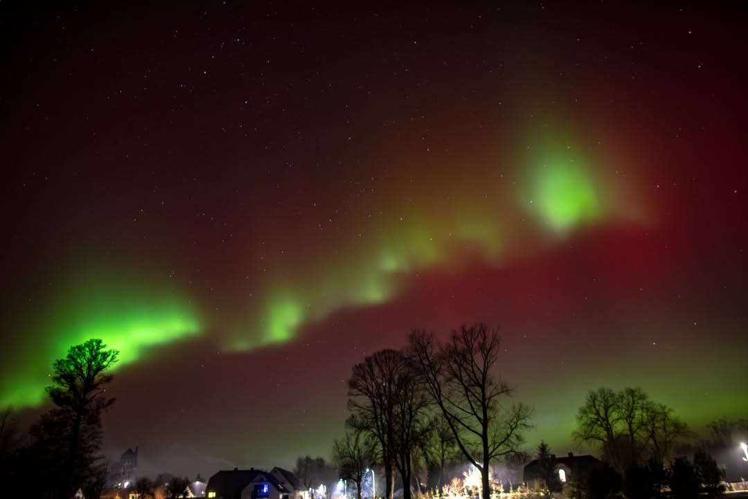 Przepiękne zdjęcia zorzy polarnej autorstwa Łukasza Szuchalskiego