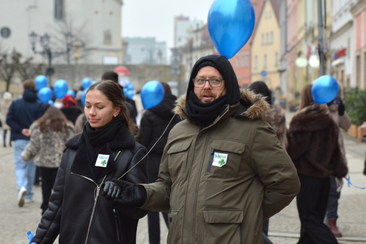 100 dni do matury w Bolesławcu! Maturzyści zatańczyli poloneza w Rynku