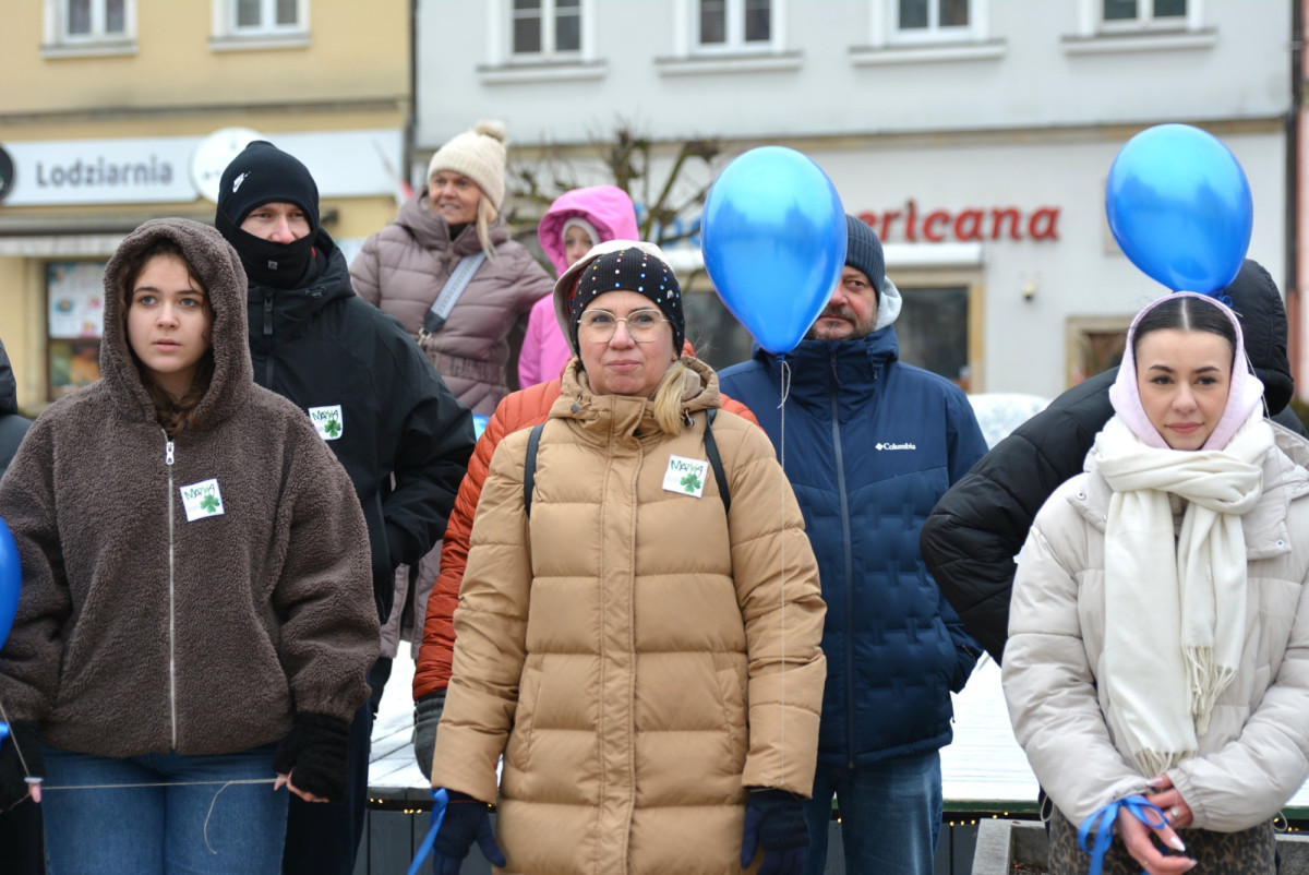 100 dni do matury w Bolesławcu! Maturzyści zatańczyli poloneza w Rynku