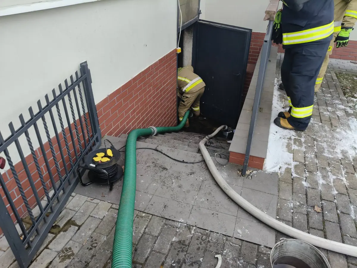 Akcja strażaków w Gromadce