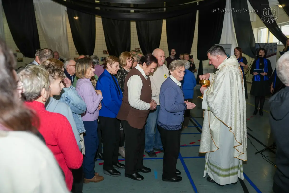 Christmas Wafer Gathering in Bolesławiec