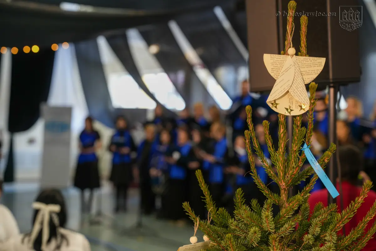 Christmas Wafer Gathering in Bolesławiec