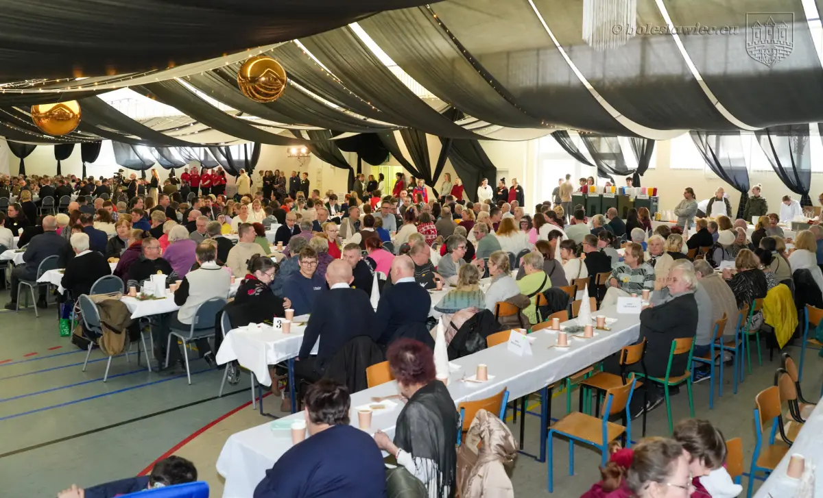 Christmas Wafer Gathering in Bolesławiec
