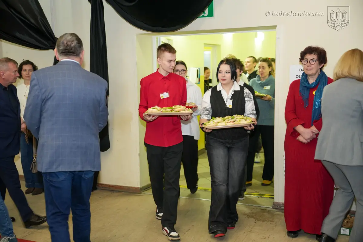 Christmas Wafer Gathering in Bolesławiec