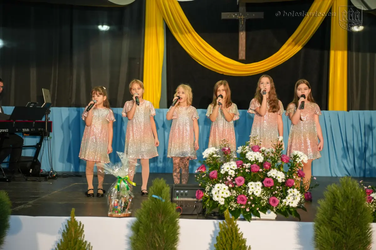 Christmas Wafer Gathering in Bolesławiec