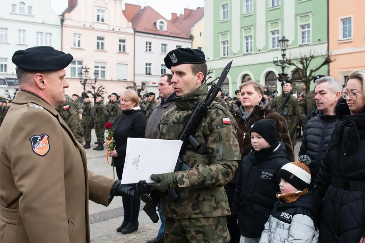 Military Oath in Bolesławiec Market Square