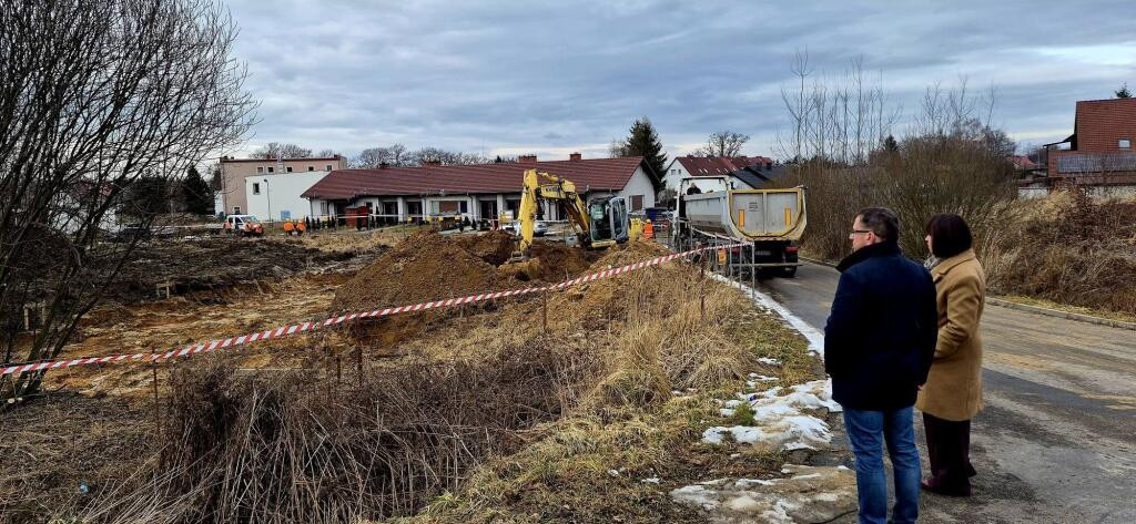 Prace przy ul. Jodłowej w Nowogrodźcu