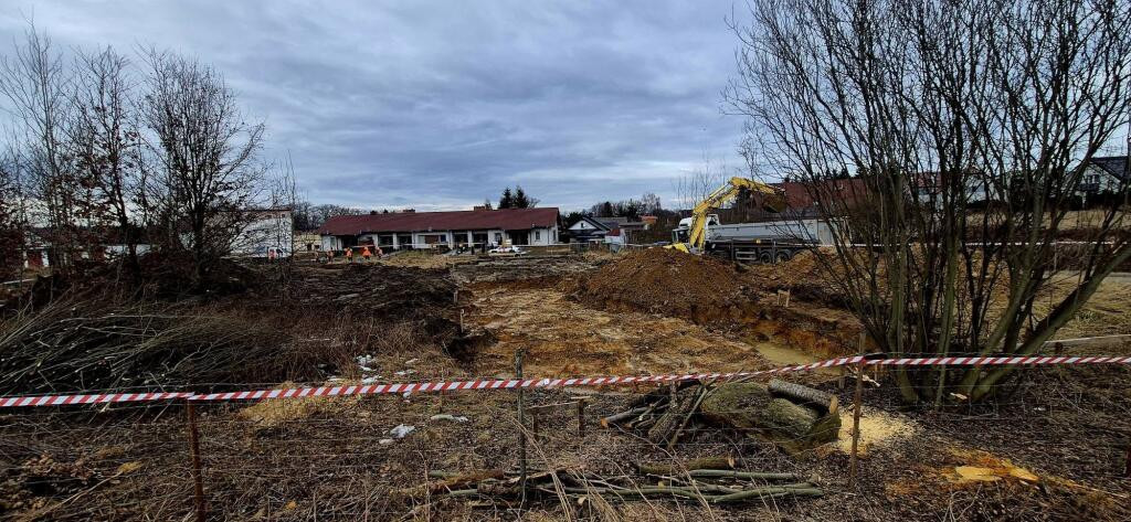 Prace przy ul. Jodłowej w Nowogrodźcu