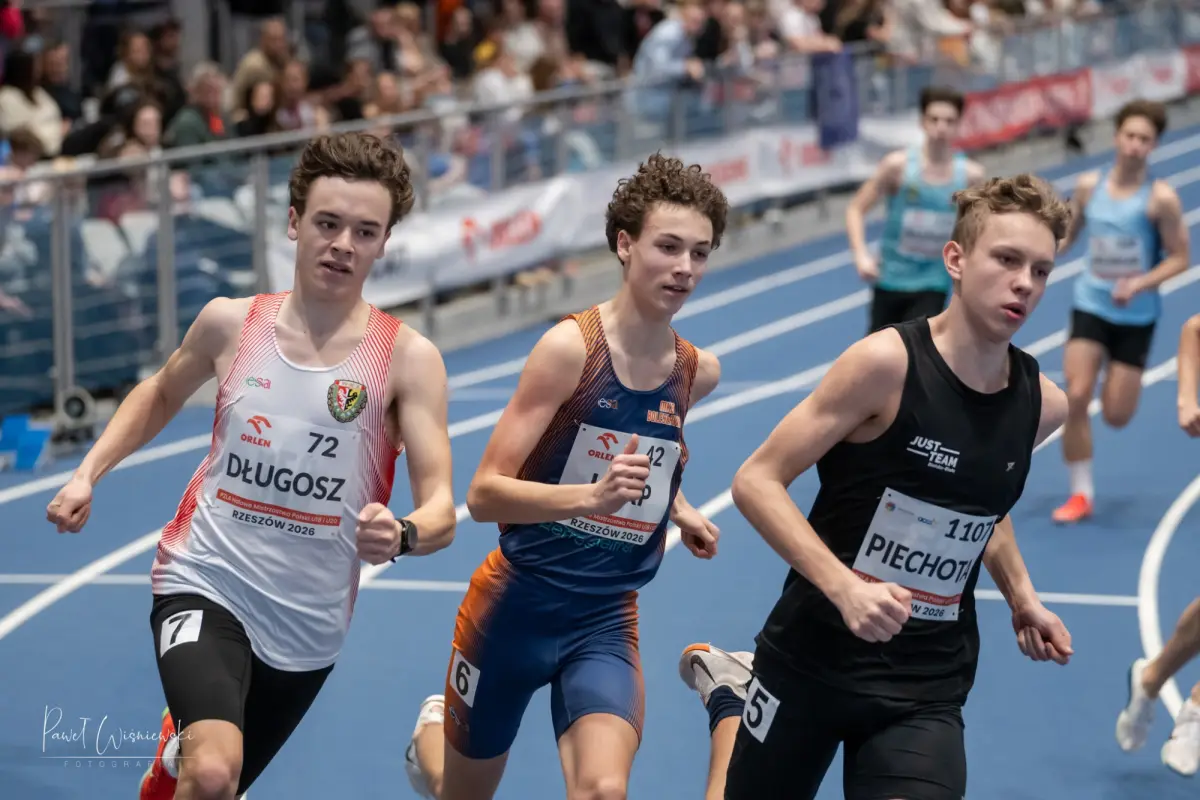 MKS Bolesłavia після чемпіонату Польщі в приміщенні серед юніорів у Ряшеві