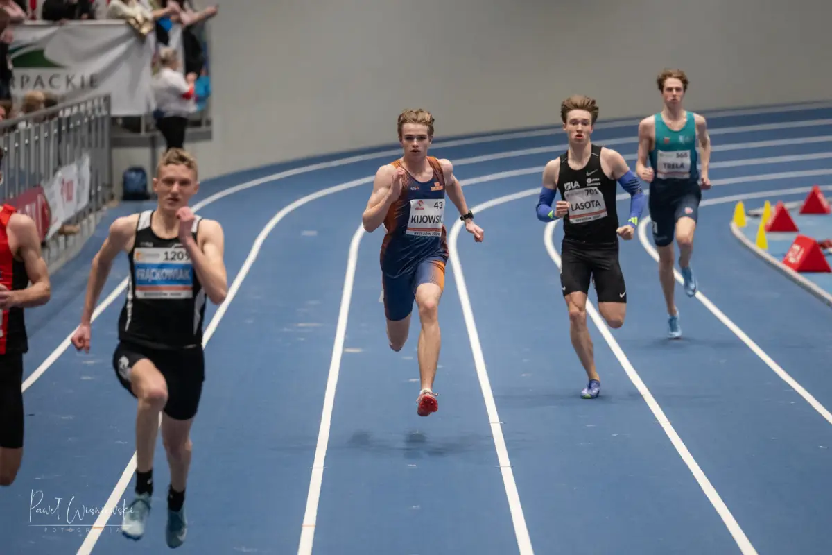MKS Bolesłavia після чемпіонату Польщі в приміщенні серед юніорів у Ряшеві