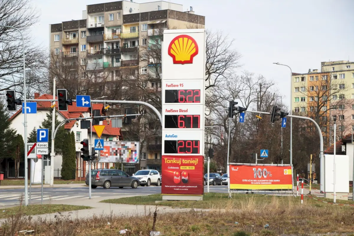 Ceny na stacjach paliw w Bolesławcu - 4 marca 2026 r.