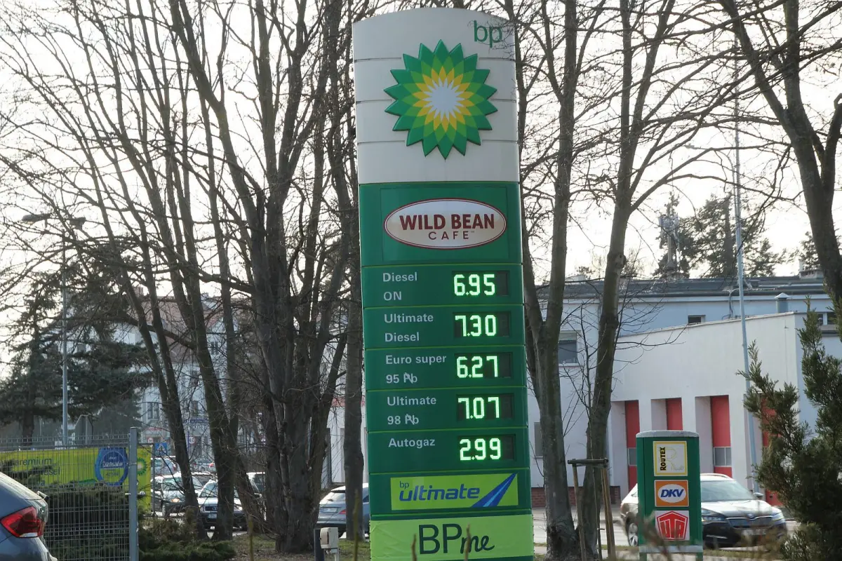 Ceny na stacjach paliw w Bolesławcu - 4 marca 2026 r.