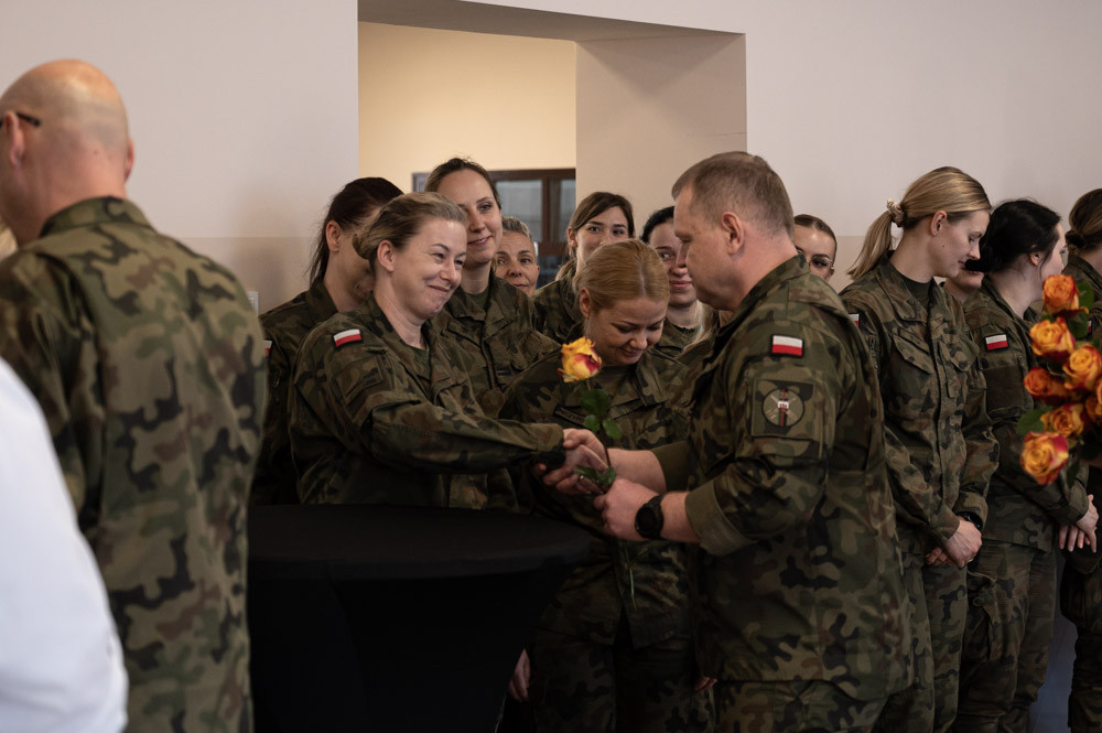 Dzień Kobiet w 23 Śląskim Pułku Artylerii w Bolesławcu