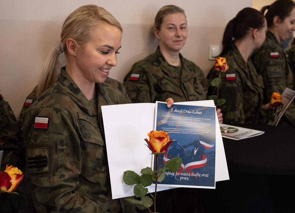 Dzień Kobiet w 23 Śląskim Pułku Artylerii w Bolesławcu