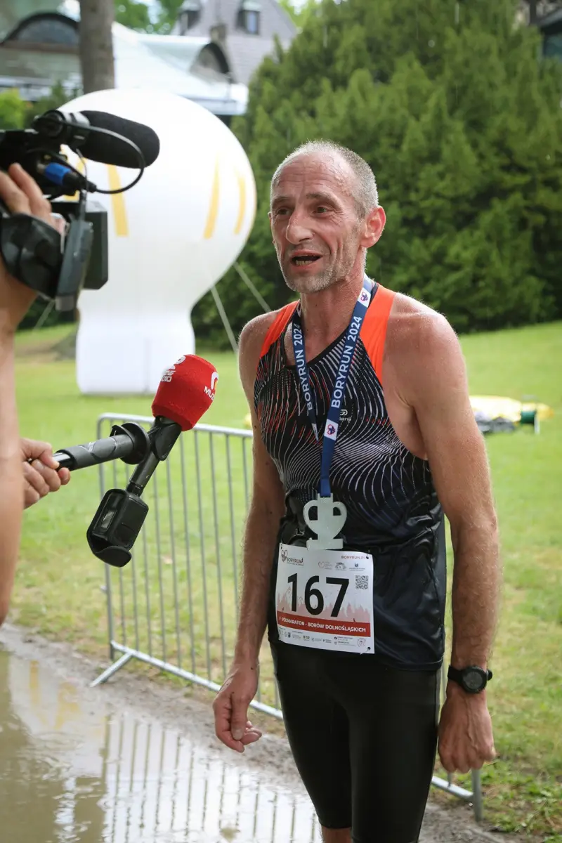 Biegacze, plakaty i ambasador