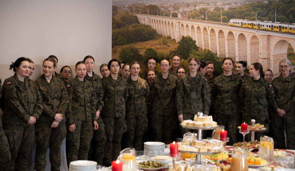 Dzień Kobiet w 23 Śląskim Pułku Artylerii w Bolesławcu