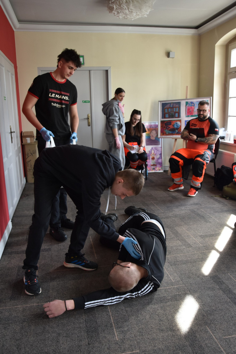 Konkurs pierwszej pomocy „Razem możemy więcej – pierwsza pomoc bez tajemnic”