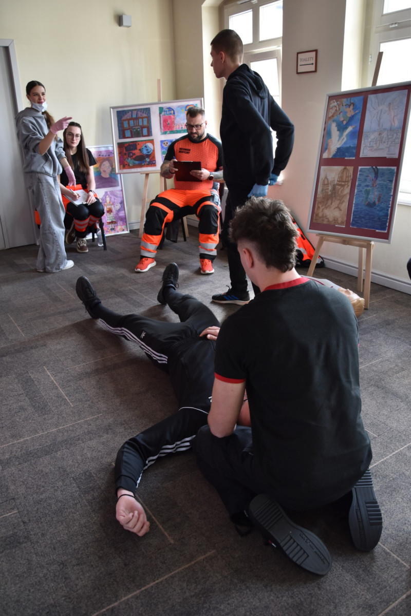 Konkurs pierwszej pomocy „Razem możemy więcej – pierwsza pomoc bez tajemnic”