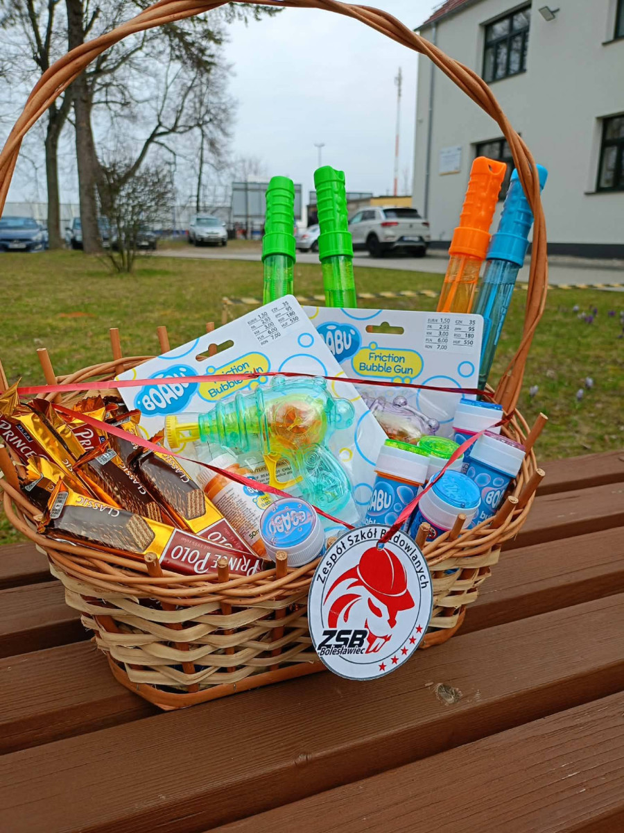 Obchody PIERWSZEGO DNIA WIOSNY w Zespole Szkół Budowlanych