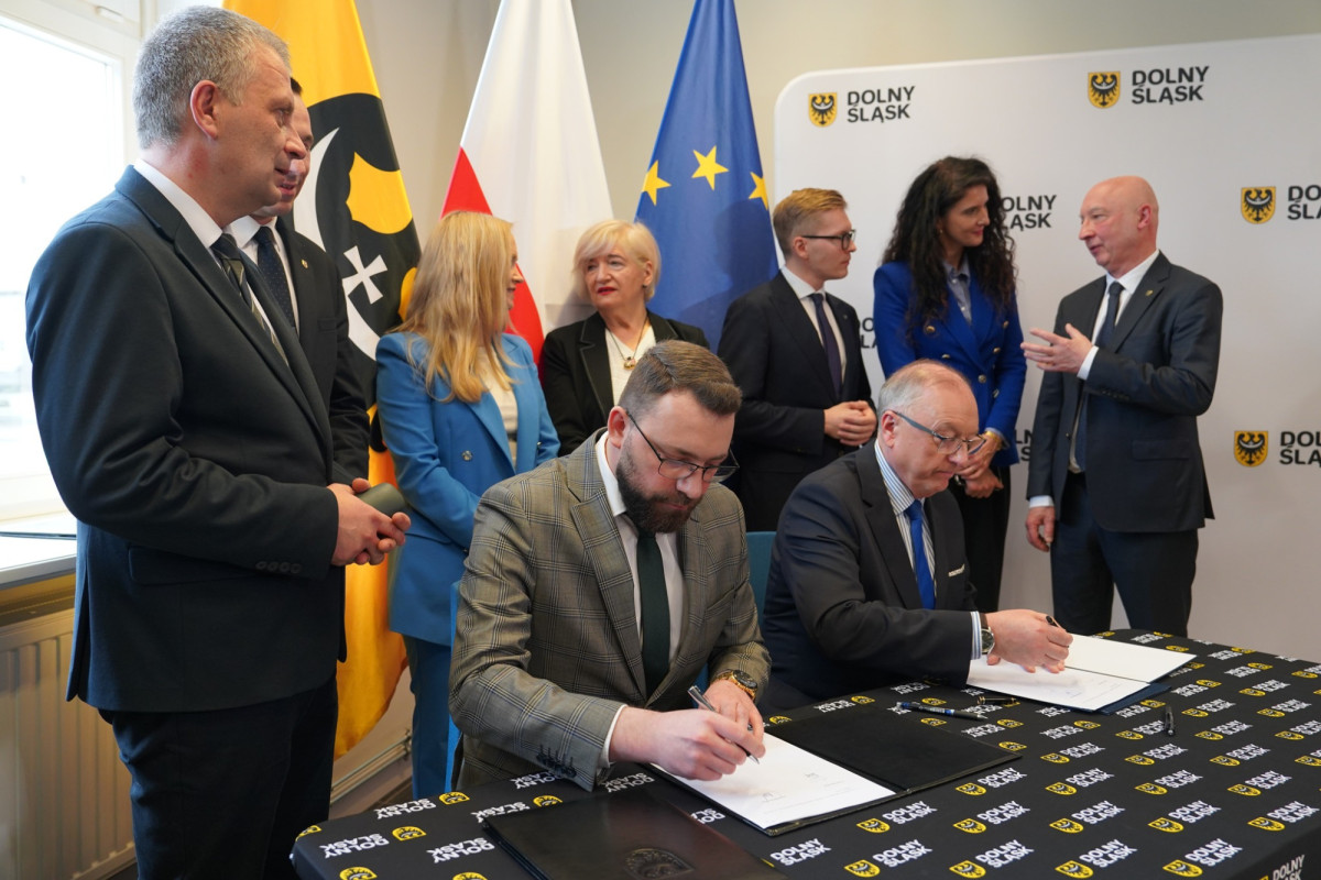 Podpisanie porozumienia ws. konsolidacji szpitali