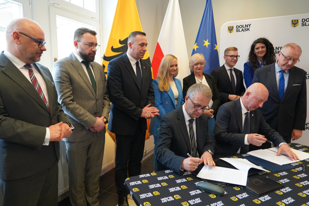 Podpisanie porozumienia ws. konsolidacji szpitali