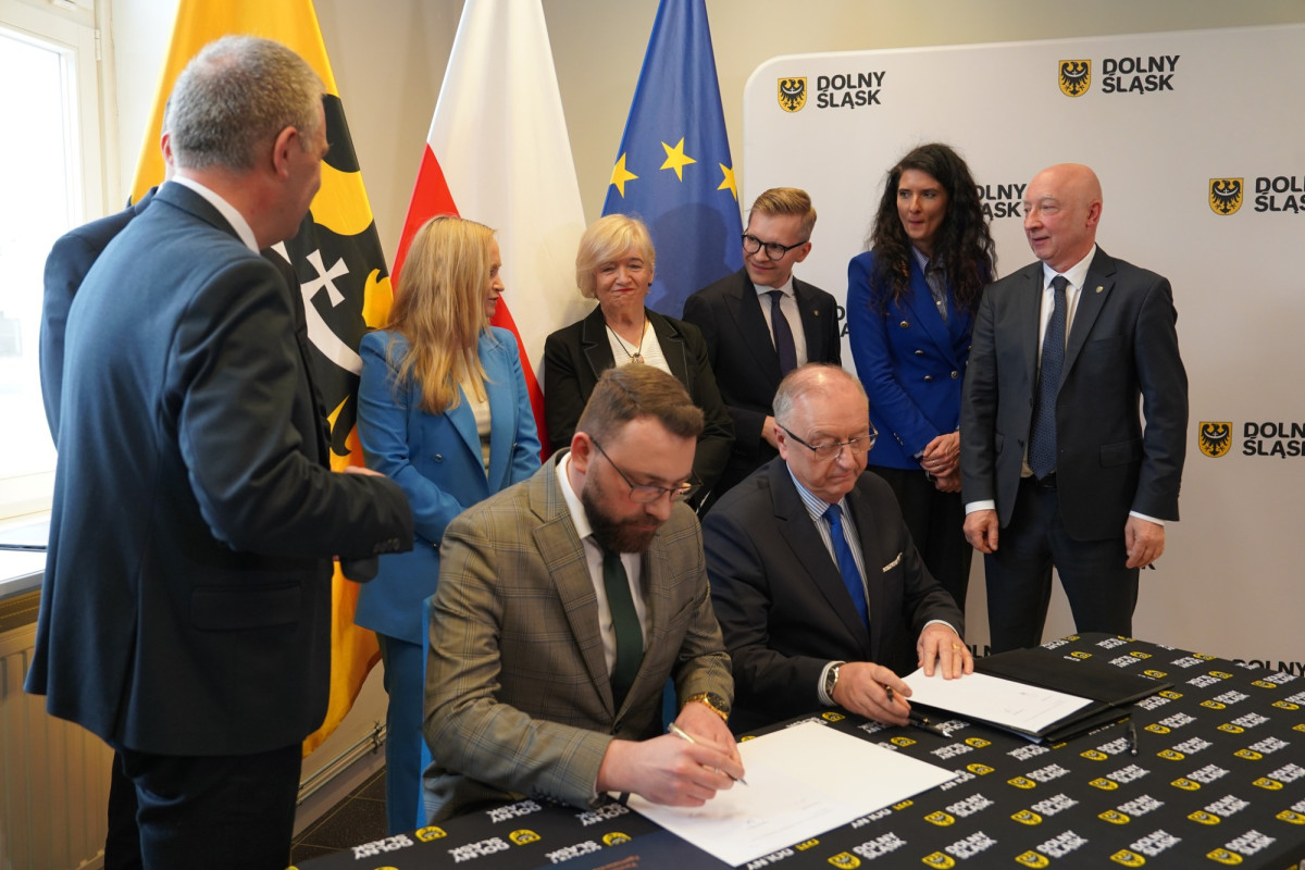 Podpisanie porozumienia ws. konsolidacji szpitali