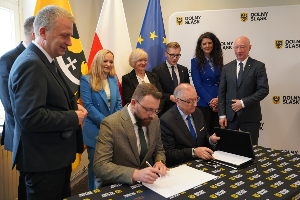 Podpisanie porozumienia ws. konsolidacji szpitali